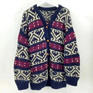 PROMISED  LAND IMPORT WOOL SWEATER